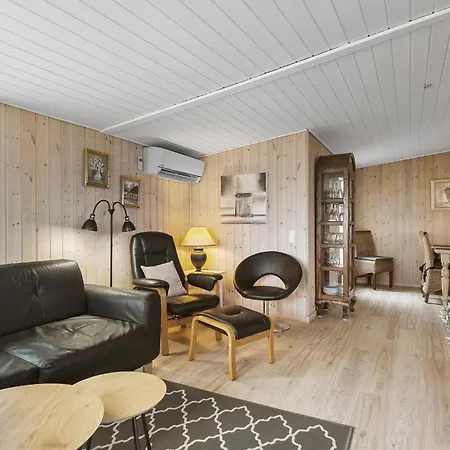 度假居 33 瓦伊厄斯斯特兰德